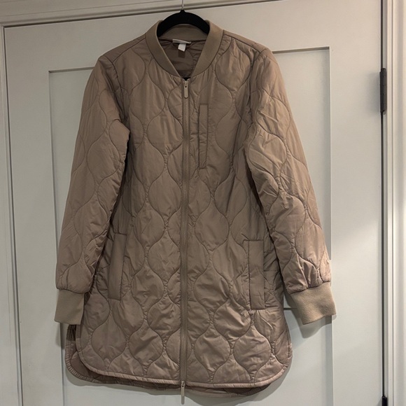 Zella Longline Quilted Jacket, Size S - Picture 2 of 3
